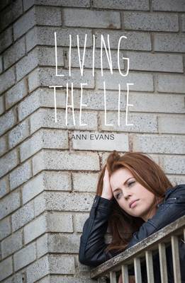 Ann Evans - Living the Lie - 9781784646233 - V9781784646233
