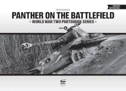Matyas Panczel - Panther on the Battlefield: World War Two Photobook Series Vol. 6 - 9789638962355 - V9789638962355
