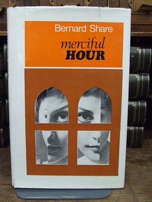 Bernard. Share - Merciful Hour - 9780900372360 - KEX0190425