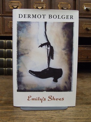 Dermot Bolger - Emily's Shoes - 9780670838172 - KEX0279183