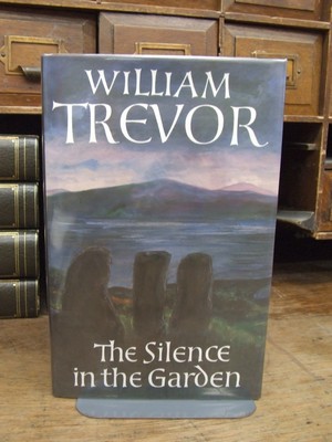 William Trevor - The Silence in the Garden - 9780370312187 - KHS1003866