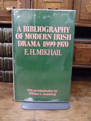 E. H. Mikhail - A Bibliography of Modern Irish Drama 1899-1970 - 9780295952291 - KHS1004202