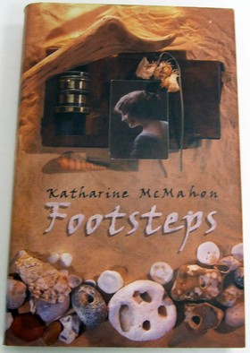 Katharine Mcmahon - Footsteps - 9780002254564 - KOC0024747