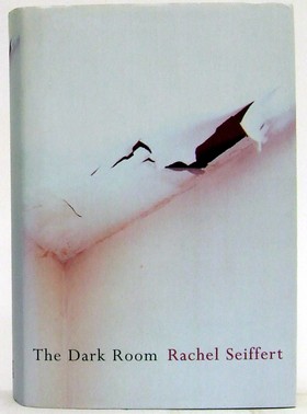 Rachel Seiffert - The Dark Room - 9780434009862 - KTJ0050294
