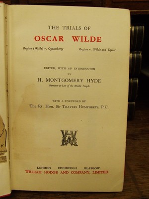 Edited with an Introduction by H. Montgomery Hyde - The Trials of Oscar Wilde -  - KTK0094366