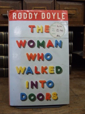 Roddy Doyle - The Woman Who Walked into Doors - 000000037419 - KTK0094533