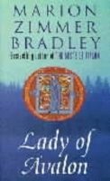 Marion Zimmer Bradley - Lady of Avalon - 9780140241938 - V9780140241938