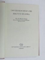 W H Morris-Jones - The Government and Politics of India -  - KEX0270011